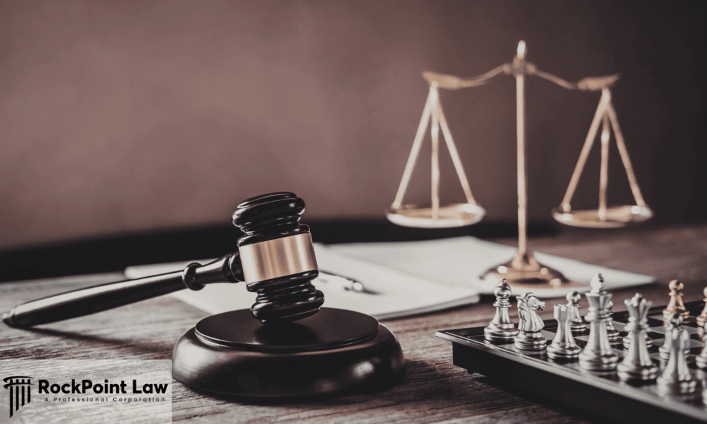 Judge gavel and chess pieces symbolizing legal strategy in lemon law cases