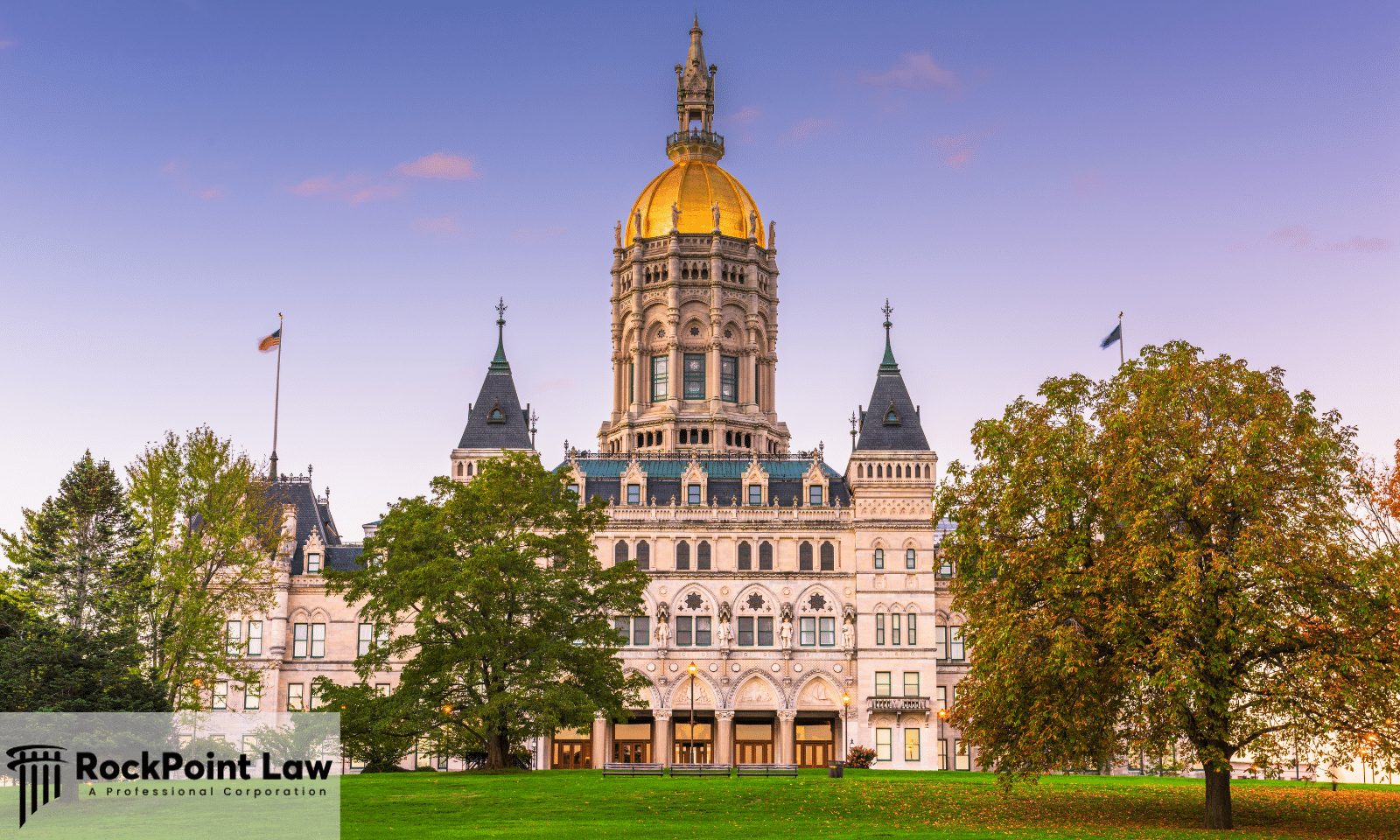 Connecticut State Capitol building in Hartford representing state Lemon Law regulations and consumer protection