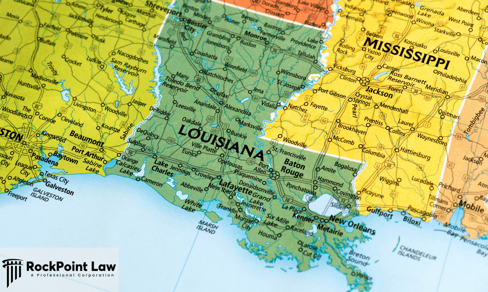 Close-up map of Louisiana highlighting major cities, highways, and neighboring states.
